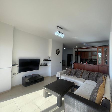 Vista Mozzafiato Lägenhet Sarandë Exteriör bild